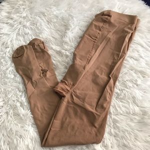 Sigvaris Begie Maternity Compression Tights